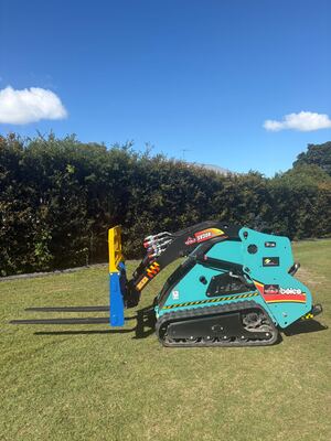 Hire Mini Posi Track / Track Loader