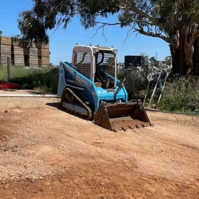 Hire Messer CT40 Tracked Skid Steer 