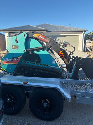 Hire Mini Posi Track / Track Loader